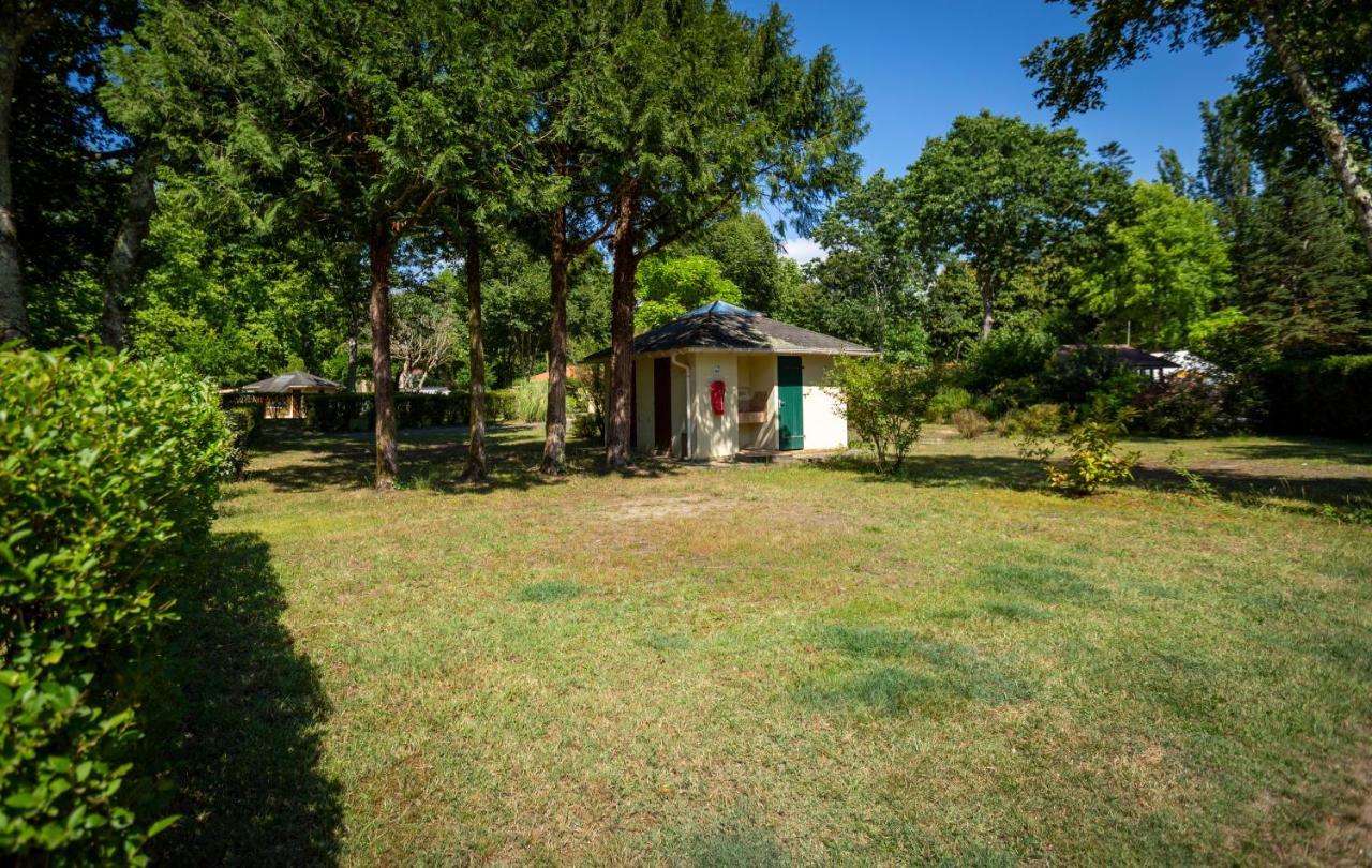 Camping L'Etang D'Ardy *** Saint-Paul-les-Dax Exterior photo